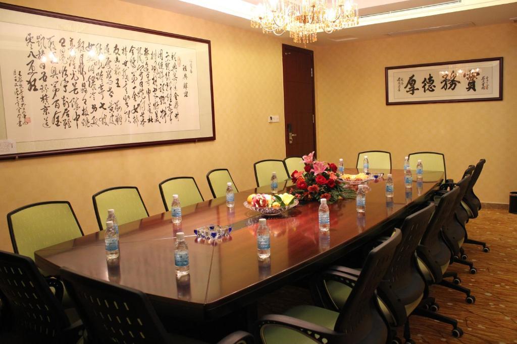 Jun Hao Hotel Dongguan  Eksteriør bilde