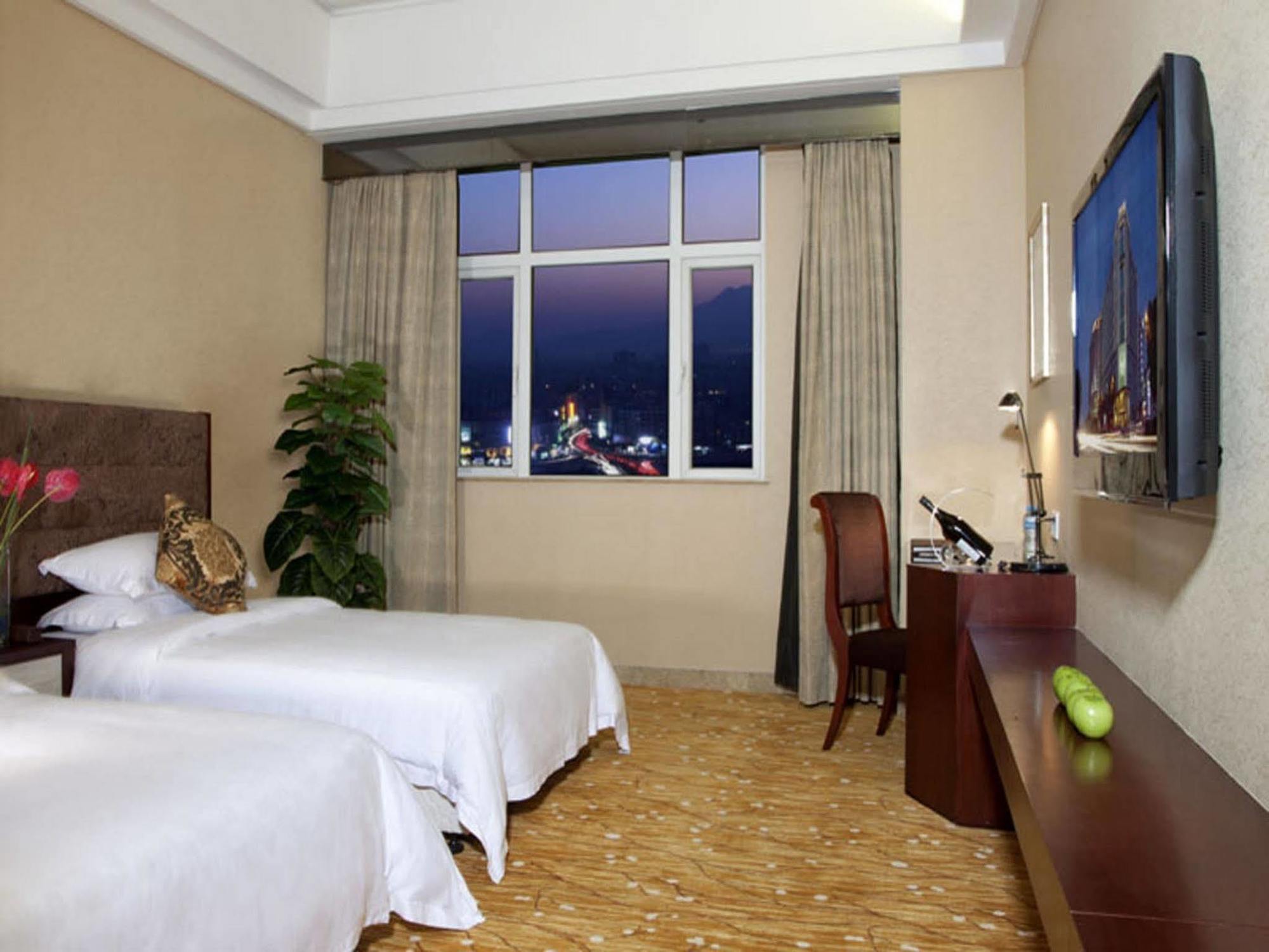 Jun Hao Hotel Dongguan  Eksteriør bilde