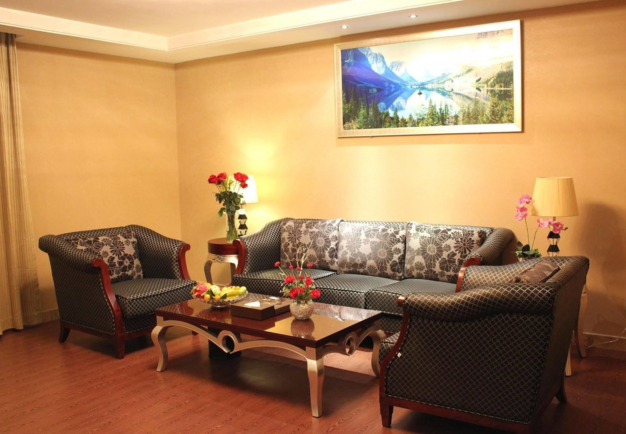 Jun Hao Hotel Dongguan  Eksteriør bilde