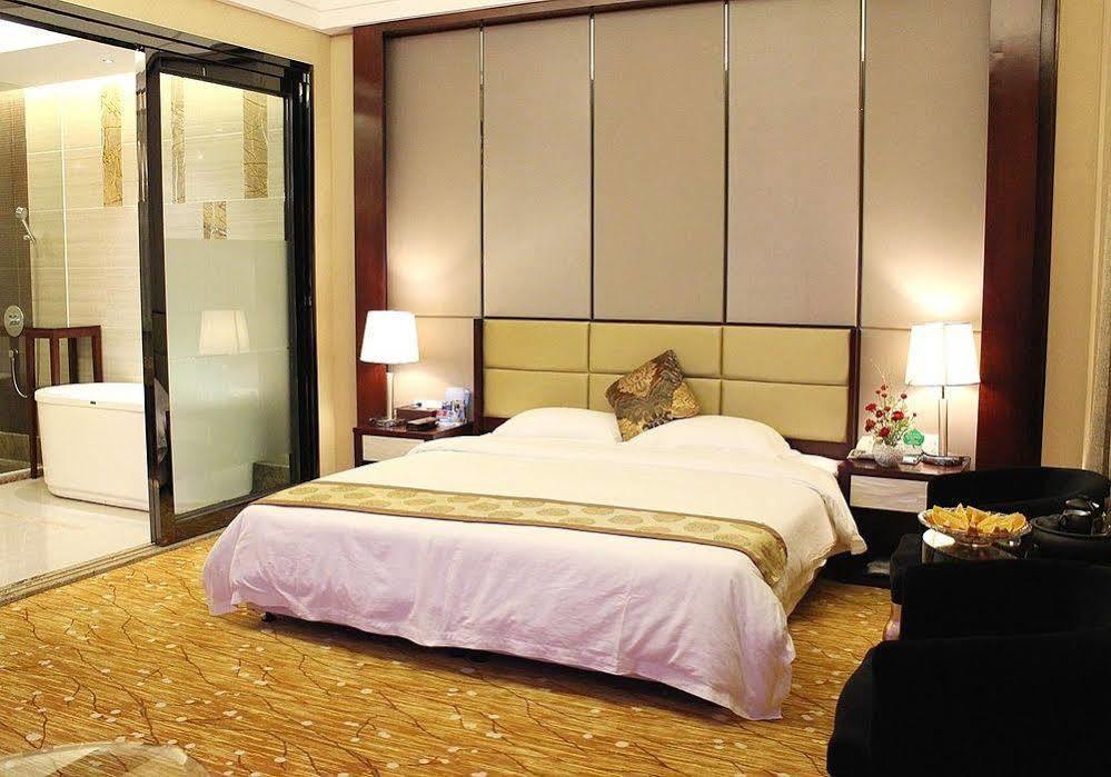 Jun Hao Hotel Dongguan  Eksteriør bilde
