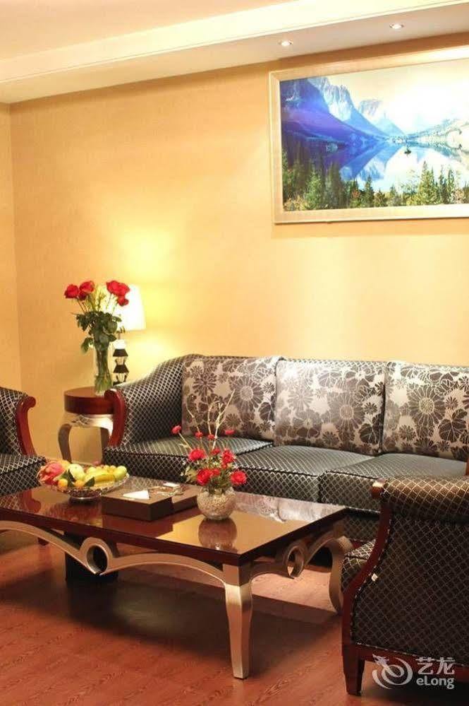 Jun Hao Hotel Dongguan  Eksteriør bilde