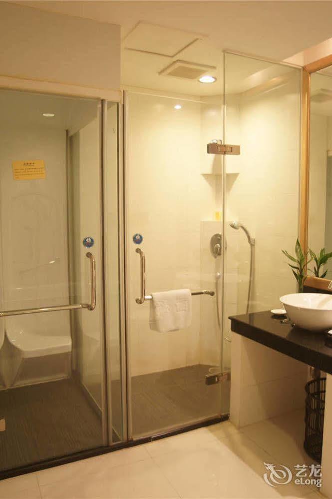 Jun Hao Hotel Dongguan  Eksteriør bilde